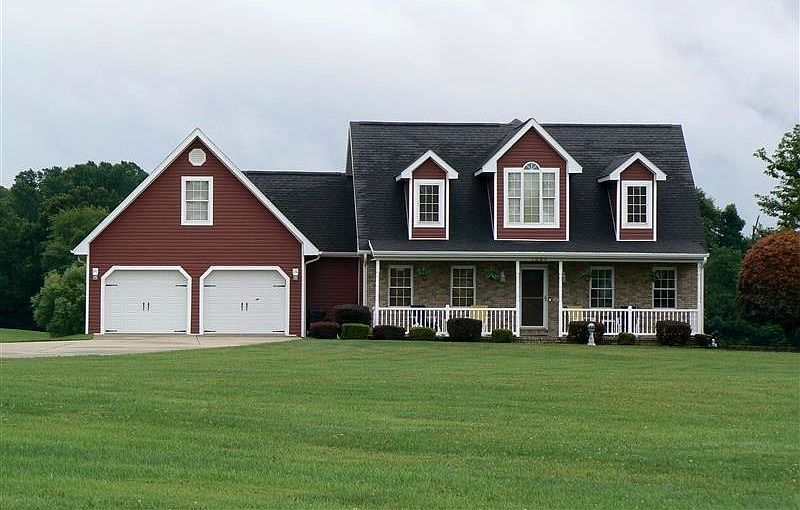 1st image of 1255 Oakwood Dr