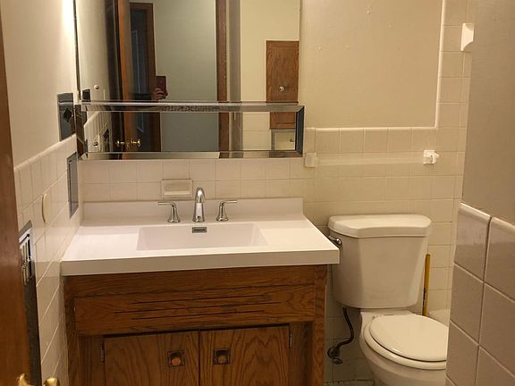 3rd image of 1045 Syndicate Ave APT 10