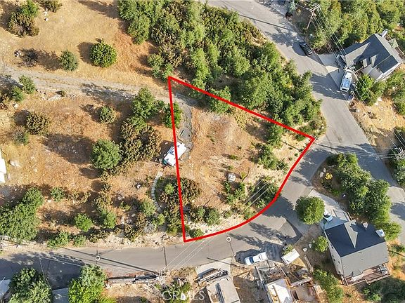 2nd image of 26867 Inyo Ct