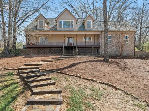 744 Sanga Creek Rd, Cordova, TN 38018