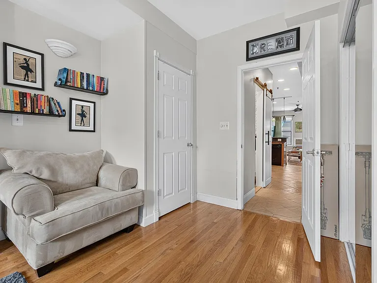 322 Madison St #5 — Photo 12