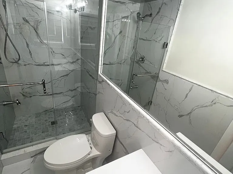 218 Chartland Blvd S — Photo 21