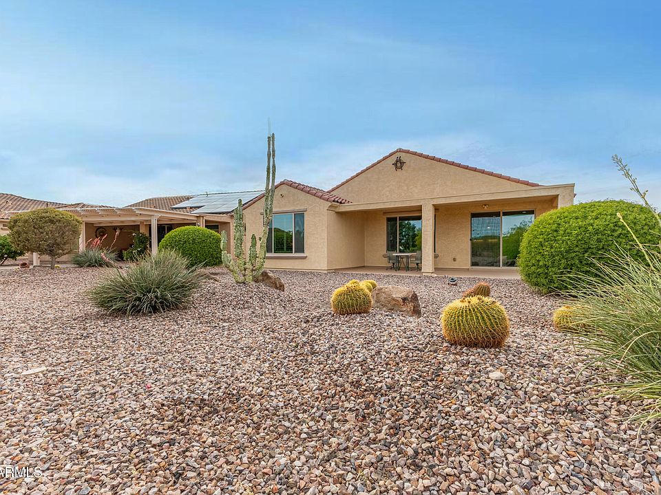 1st image of 3877 N SMITHSONIAN Drive