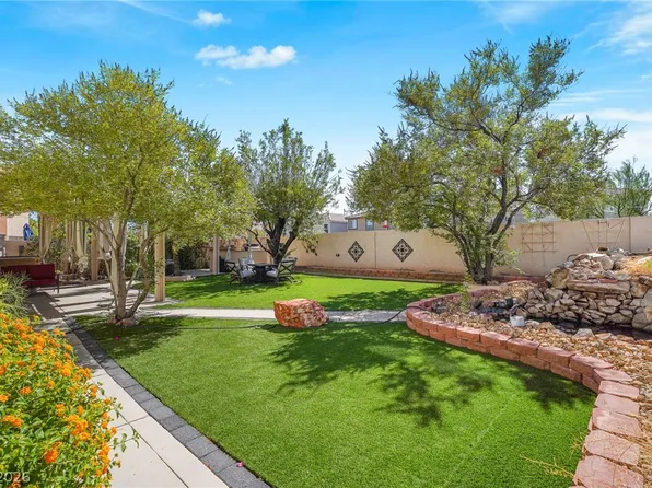 8821 Fall Green Ave, Las Vegas, NV 89129