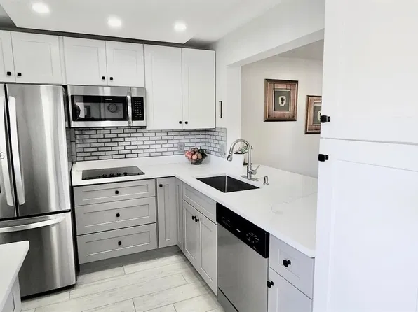 2615 NE 3rd Ct #1060, Boynton Beach, FL 33435