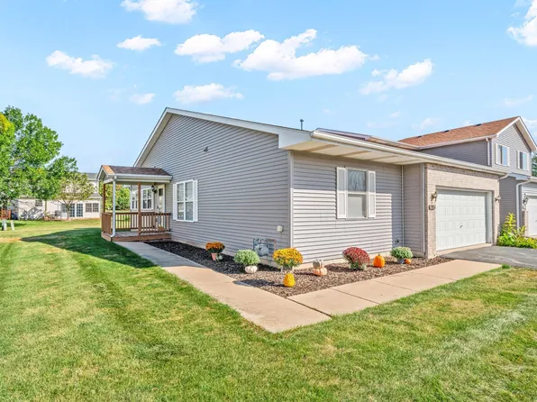 220 Morrow St #A, Somonauk, IL 60552