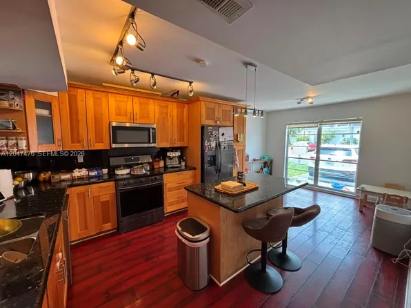 926 NE 27th Ave #926, Hallandale Beach, FL 33009