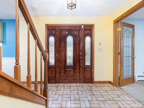4th image of 29 Valley View Drive