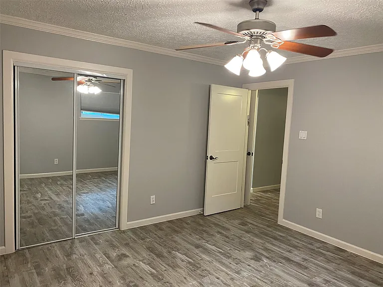 9614 Greenwillow St — Photo 16