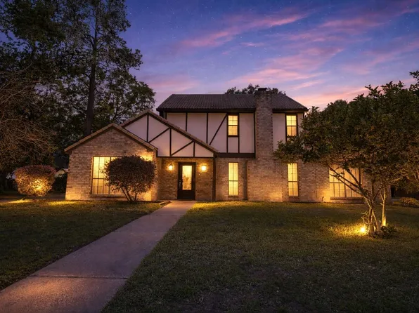 7811 17th Green Dr, Humble, TX 77346