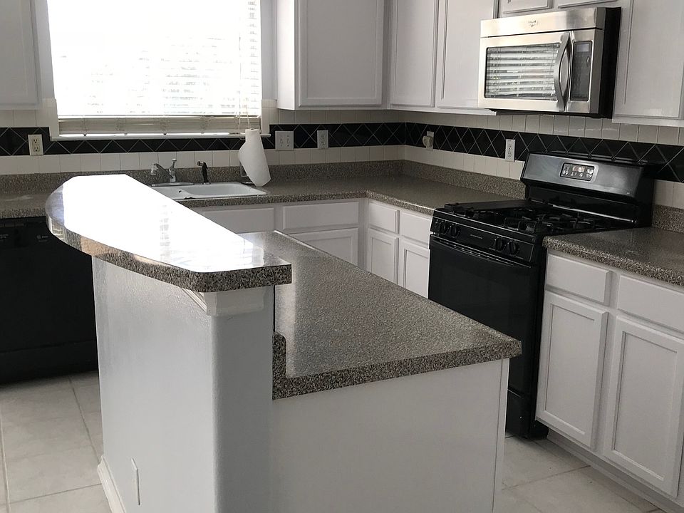 1st image of 164 Plantation Dr