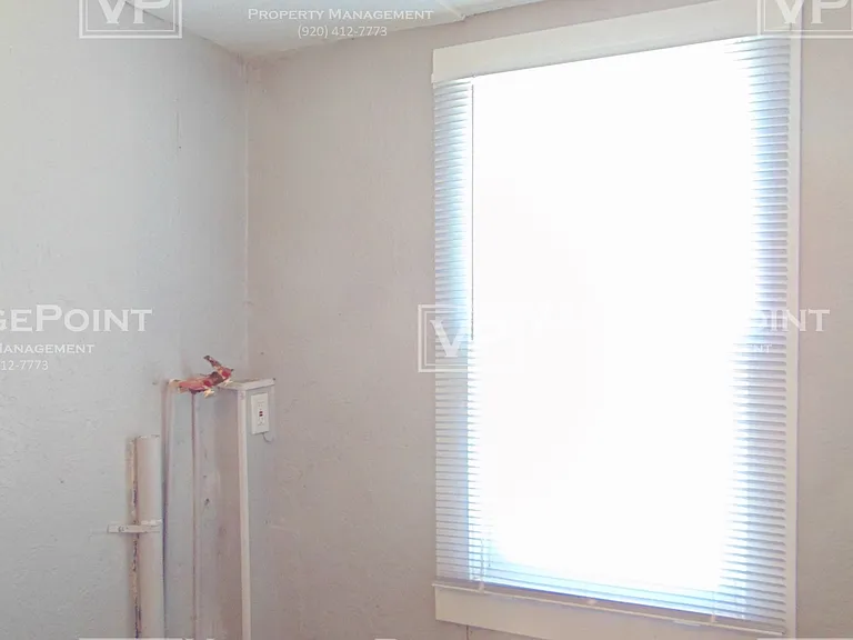 802 Kellogg St — Photo 10