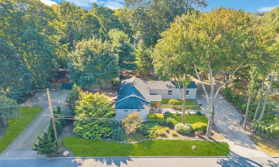 1st image of 36 7th Avenue