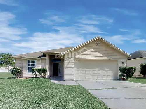 2064 Hunters Trace Cir Photo 1