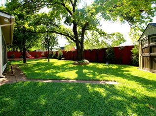 105 NE Brushy Mound Rd, Burleson, TX 76028