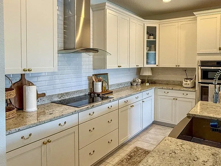 671 Charter Oaks Blvd — Photo 17