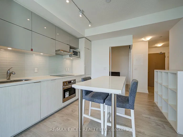 8 Rouge Valley Dr W #609B — Photo 14