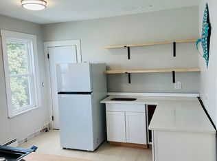 127 King St FLOOR 3, Dorchester, MA 02122