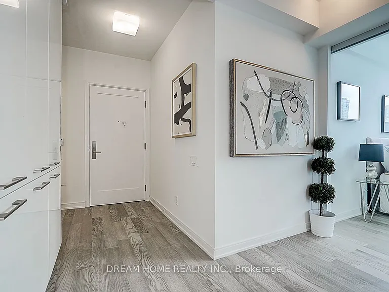3 Gloucester St #1809 — Photo 14