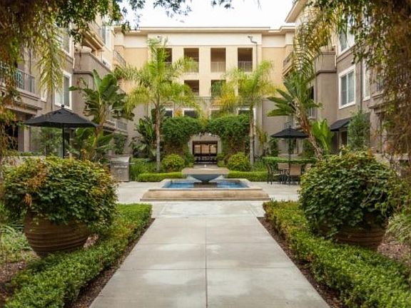 3rd image of 1801 E Katella Ave APT 3121