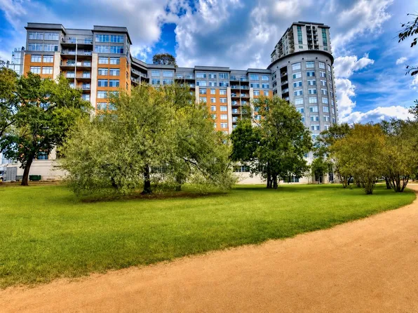 54 Rainey St APT 703, Austin, TX 78701