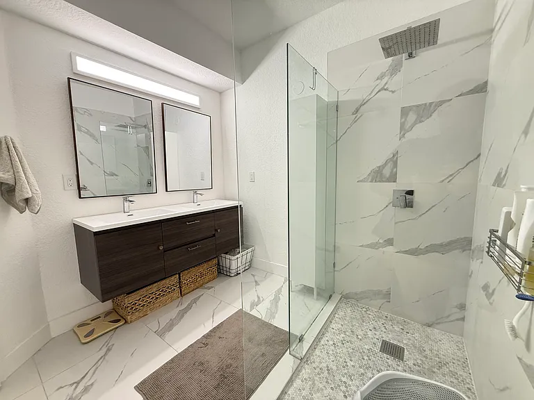 7806 NW 109th Path — Photo 14