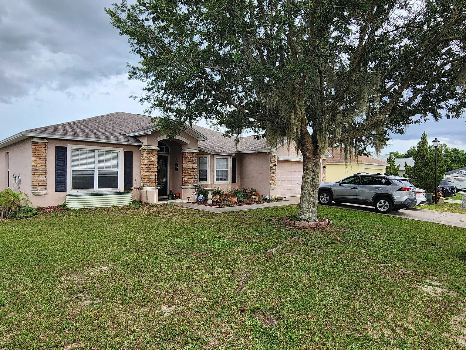 3 bed, 1795 sqft, $2,100 — Photo 2