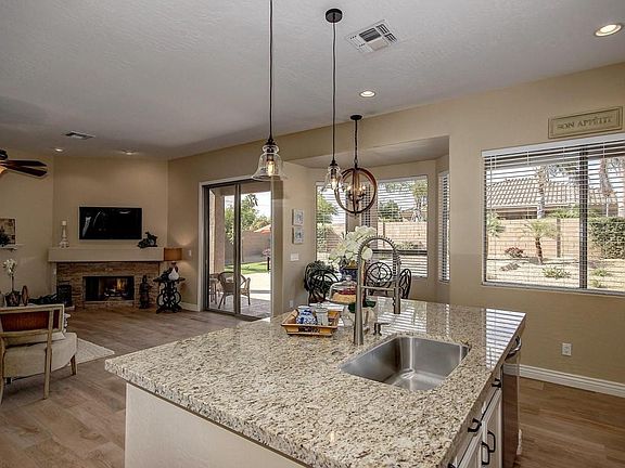 4th image of 5204 E Angela Dr