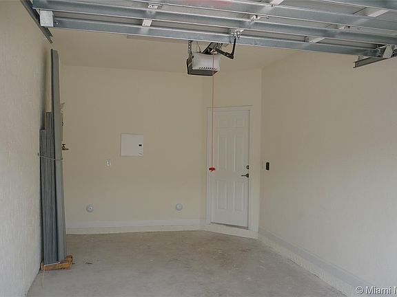 2nd image of 10428 W 32nd Ln Unit 10428