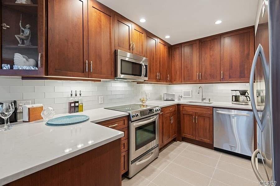 1st image of 10-21 162nd St #4A