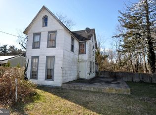 4 S Maple Ave, Tuckerton, NJ 08087