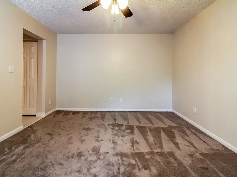 5407 214th Ct S — Photo 6