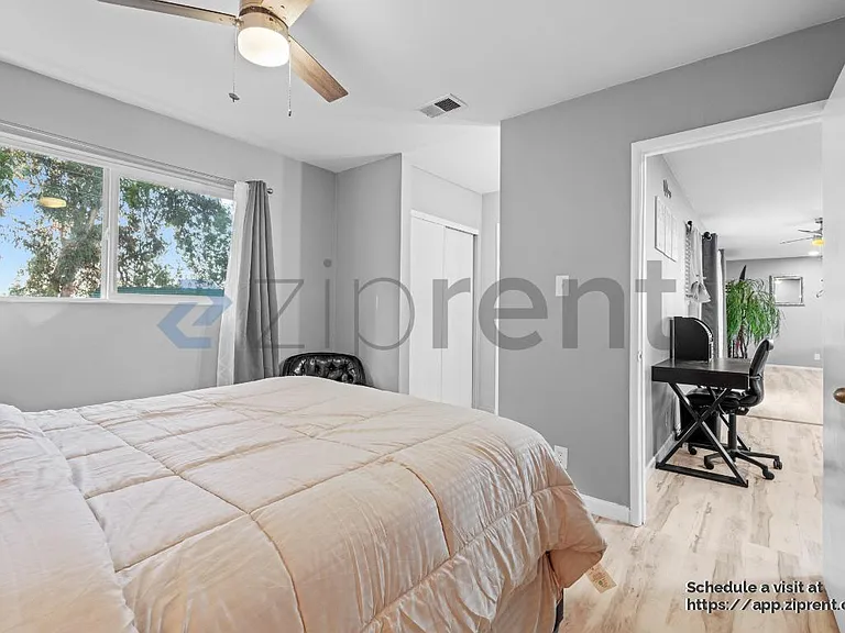 325 Falcon Dr — Photo 21