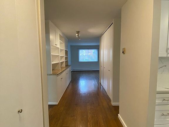 2nd image of 89 N Broadway APT 105