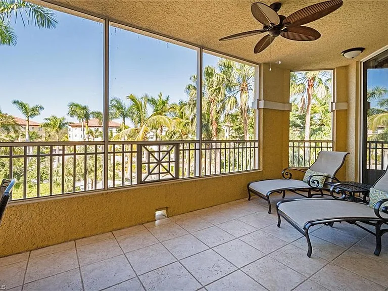 2748 Tiburon Blvd E #C-301 — Photo 22