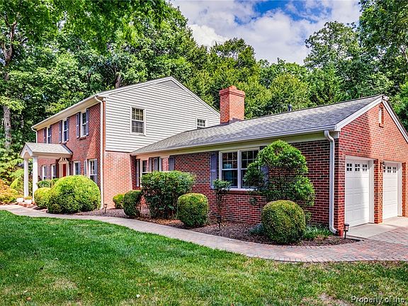 3rd image of 106 Kingspoint Dr