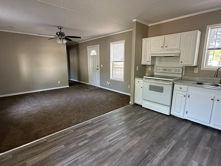 Woodland Estates (FL) — Photo 16
