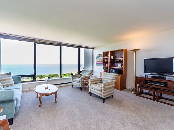 3rd image of 5445 N Sheridan Rd APT 2110