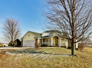 8269 N Mulford Rd, Monroe Center, IL 61052