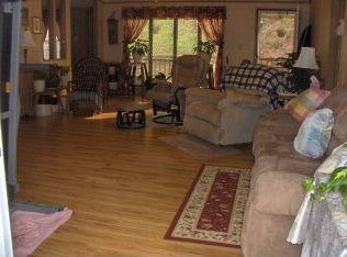 233 Dreamcatcher Ln, Whittier, NC 28789