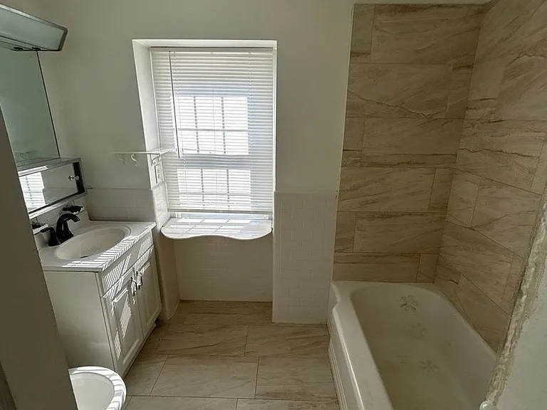 4115 Old Milford Mill Rd — Photo 6