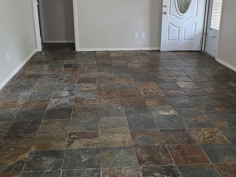 401 S Judd St — Photo 16