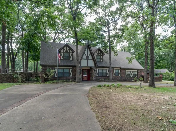 1009 Callie Ave, Tahlequah, OK 74464