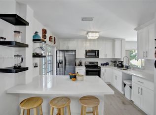 15184 SW 110th St, Miami, FL 33196