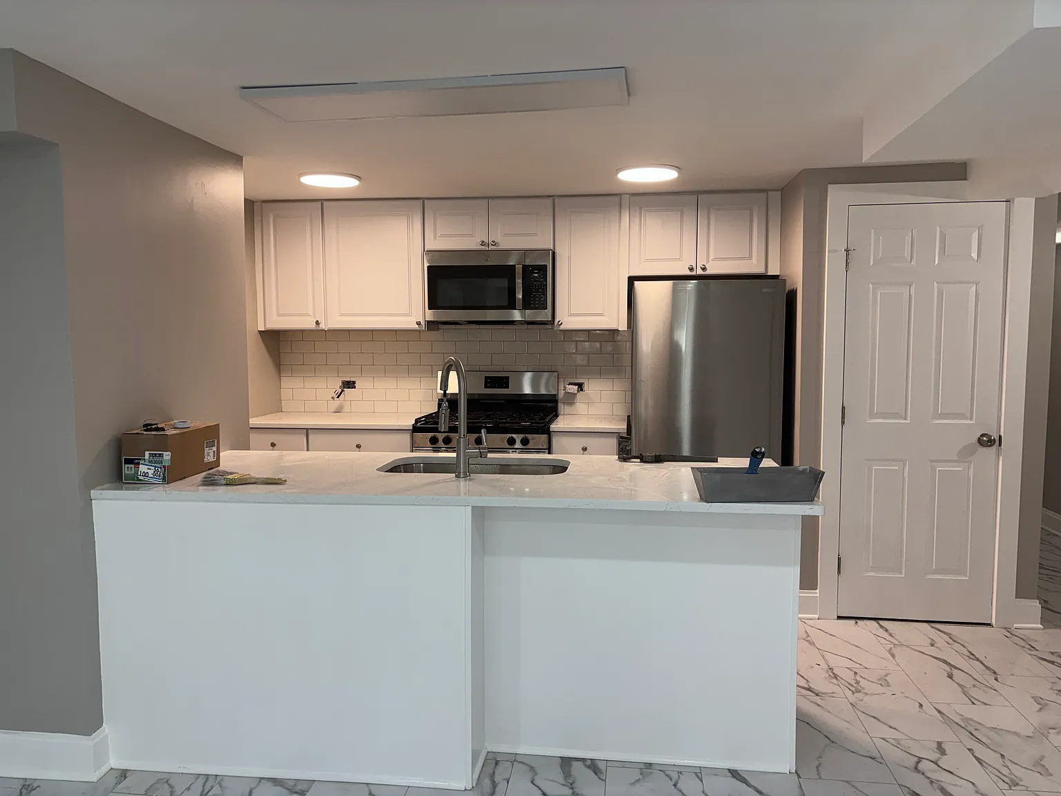 1 bed, 500 sqft, $1,800 — Photo 1