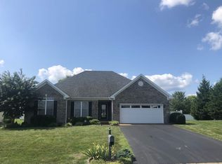 693 Muirfield Cir, Bowling Green, KY 42104