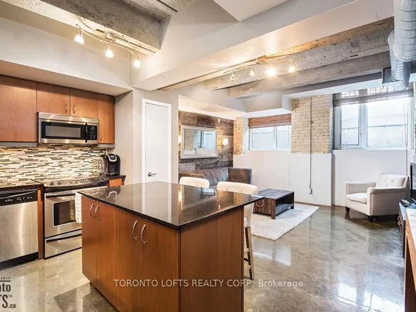 201 Carlaw Ave, Toronto, ON