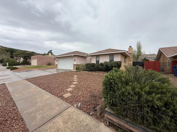 7301 Minehead St NW, Albuquerque, NM 87120