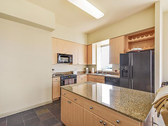 2nd image of 388 E Ocean Blvd Unit 716