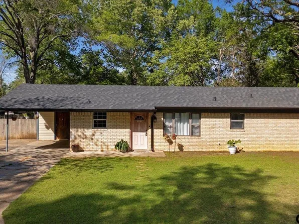 705 Bell St, Kilgore, TX 75662